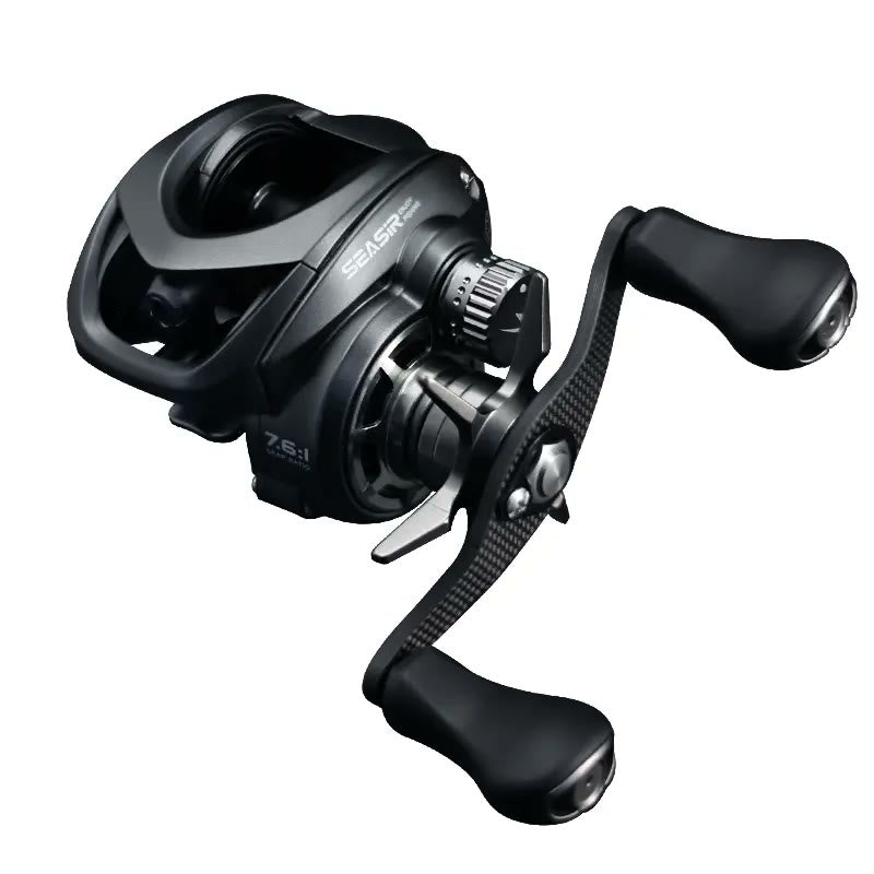 Cast Pro BFS baitcasting reel, black metal frame with carbon handle