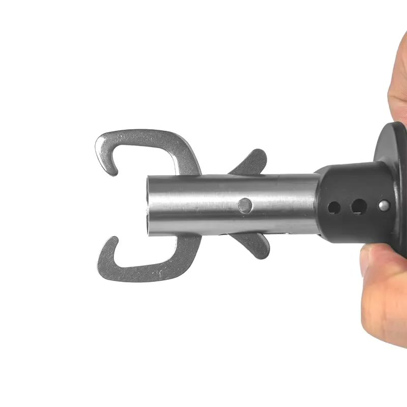 BACKWATER OUTLAW Fish lip grip 22cm — jaw in hand